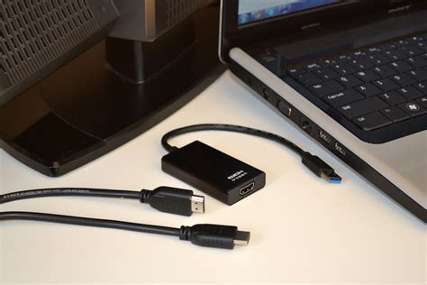 Using a USB Cable to Establish a Connection between Your iPad and PC