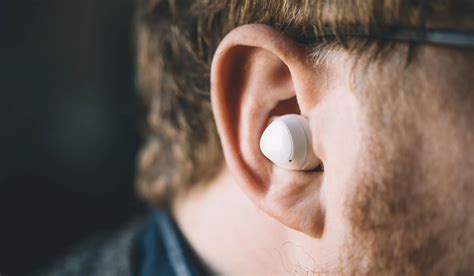 Utilizing Crowd-Tracking Services to Locate Misplaced Earbuds