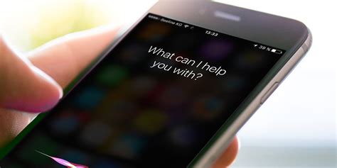 Utilizing Siri for Seamless Hands-Free Operations