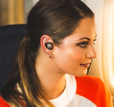 Wi-Fi Headphones: A Revolutionary Leap into the World of Untethered Audio